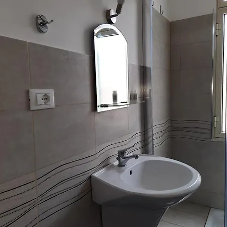 Via Cappuccini * 莫诺波利